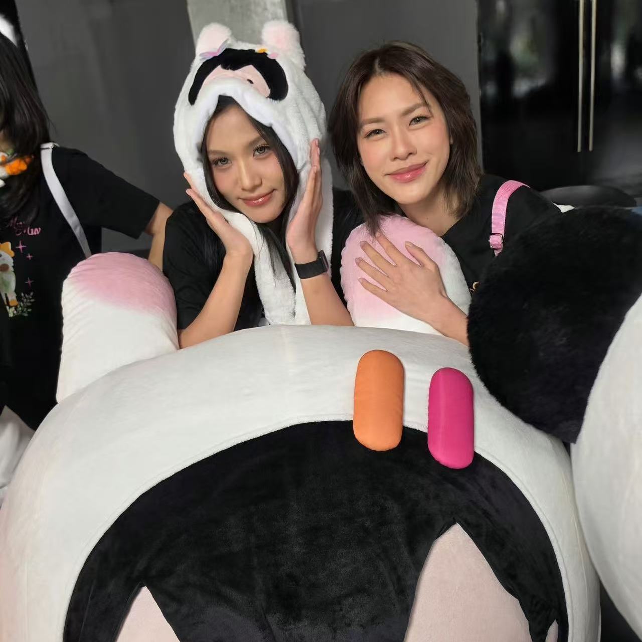 Thailand Us The Series EmiBonn - Summer Youth Clothing review and price